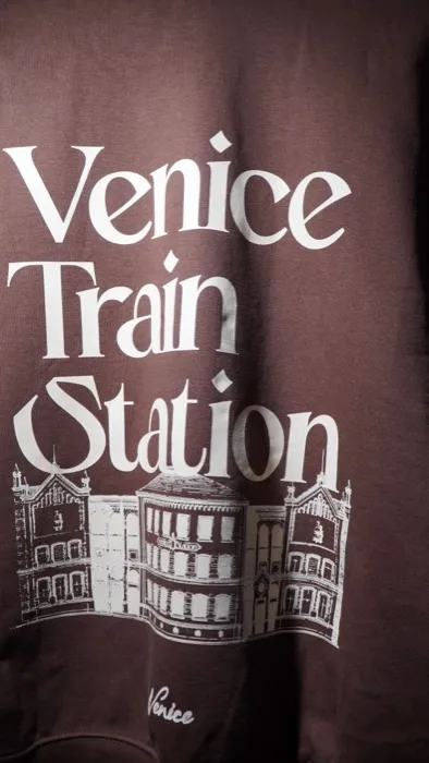 Temporada 1 Venice Train Station 550