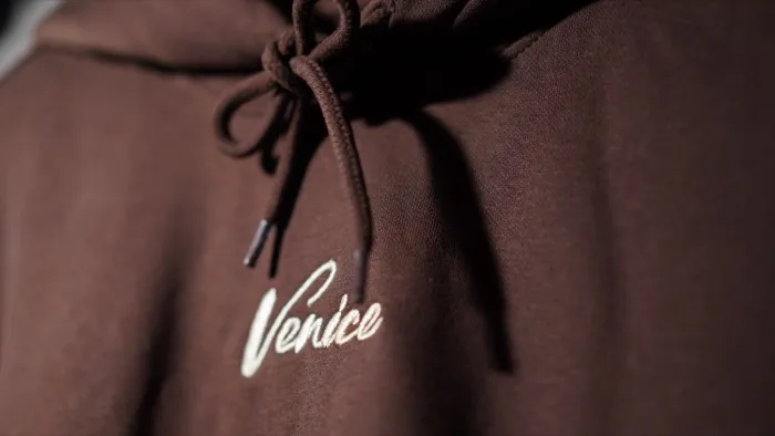 Temporada 1 Venice Train Station 578