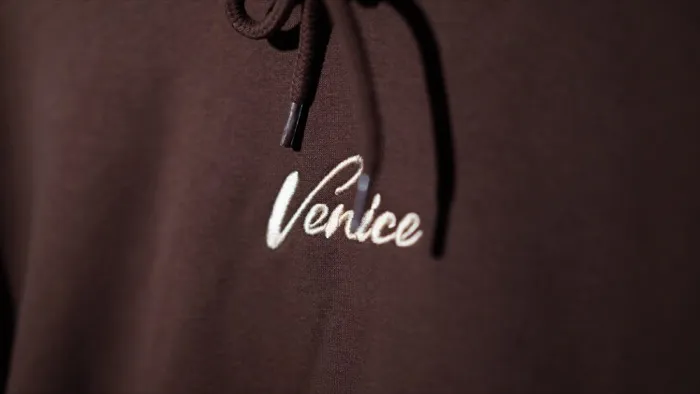 Temporada 1 Venice Train Station 588
