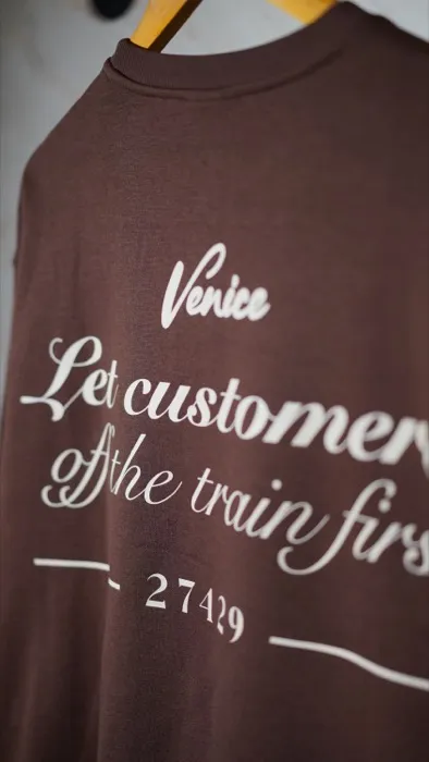 Temporada 1 Venice Train Station 604