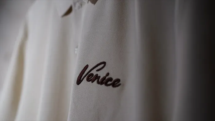 Temporada 1 Venice Train Station 697