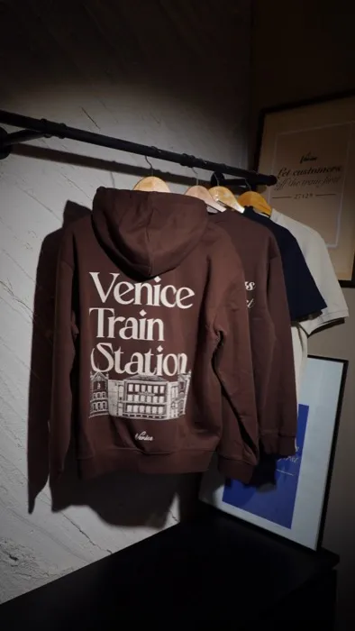 Temporada 1 Venice Train Station 776