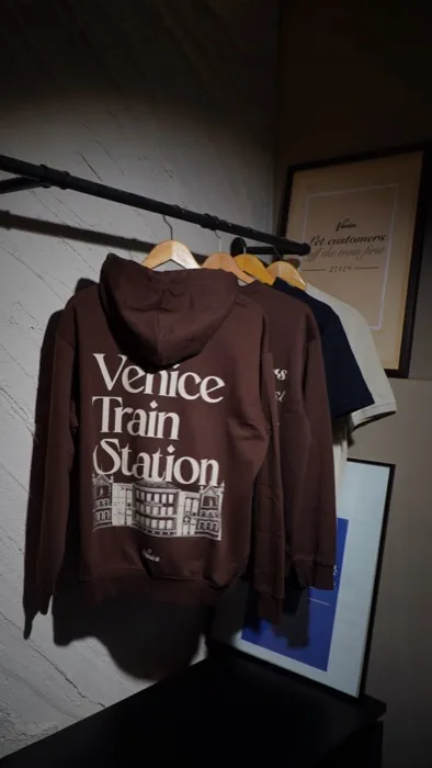 Temporada 1 Venice Train Station 778