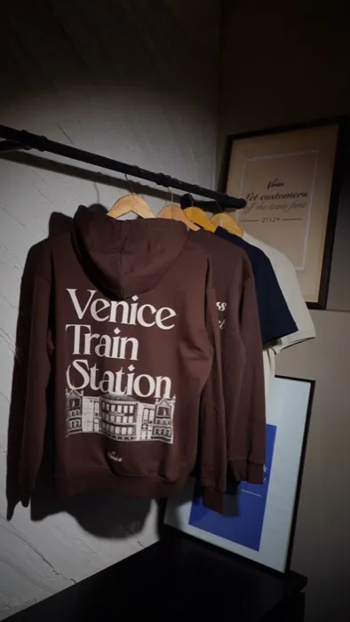Temporada 1 Venice Train Station 780