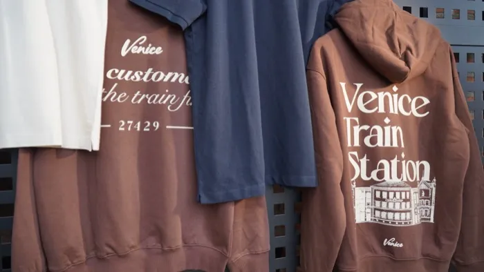 Temporada 1 Venice Train Station 833